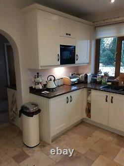 Designer Kitchen + Utility + Granite Tops + Appliances Ivory Shaker, Used VGC