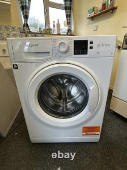 Hotpoint NSWE 743U Washing Machine White