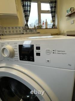 Hotpoint NSWE 743U Washing Machine White