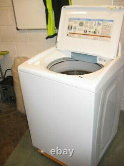 Top loading washing machine