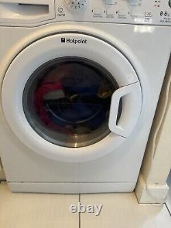 90 £ si payé en espèces - Machine à laver Hotpoint avec sèche-linge inclus 8kg/6