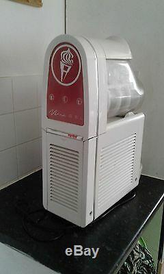 Blanc Minigel Crème Machine À Glace, Slush Machine (très Bon État) Ugolini