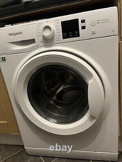 Lave-linge Hotpoint 7KG, 3 ans, en excellent état de fonctionnement