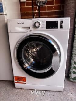 Lave-linge Hotpoint ActiveCare NM11 948 WC A UK 9 kg avec 1400 tr/min Blanc