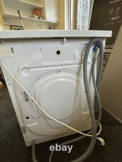 Lave-linge Hotpoint NSWE 743U blanc