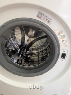 Lave-linge LG 10 kg. Âgé de 9 mois. Garantie de 15 mois. Plan de soin de 2 ans.