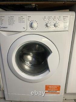 Machine à laver blanche Indesit IWC81283WUKN
